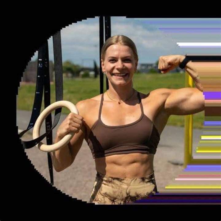 A Guide To Her Iconic Physique