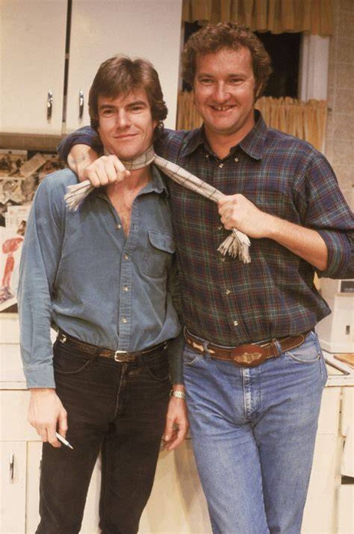 Are Dennis Quaid And Randy Quaid Related? Uncover The Surprising Truth