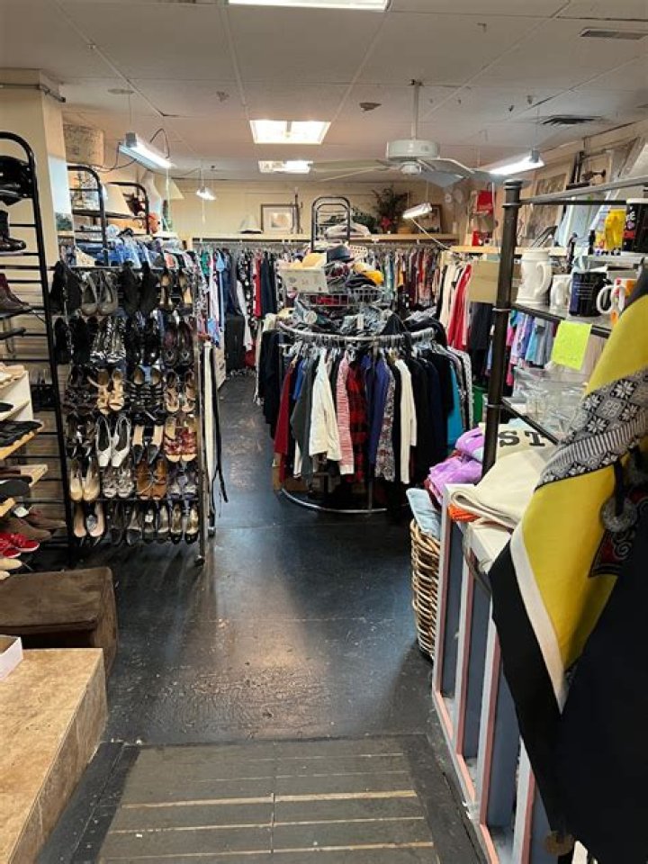 Best Thrift Stores In Phoenix