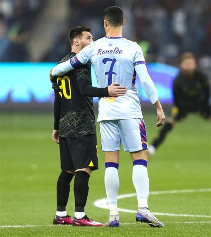 Cristiano Ronaldo & Lionel Messi Shake Hands At Soccer Match: Video Hollywood Life