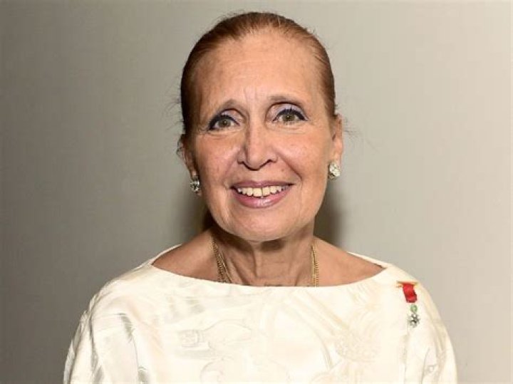 Danielle Steel Net Worth in 2023 How Rich is She Now?