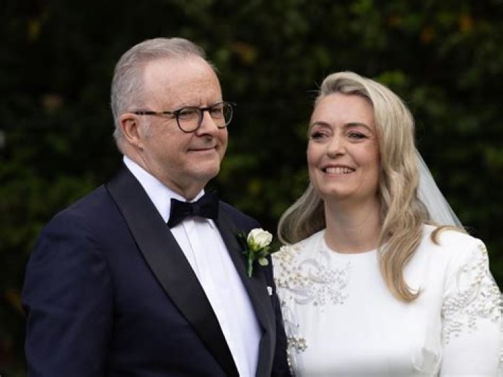"Did Jodie Foster Get Married?"