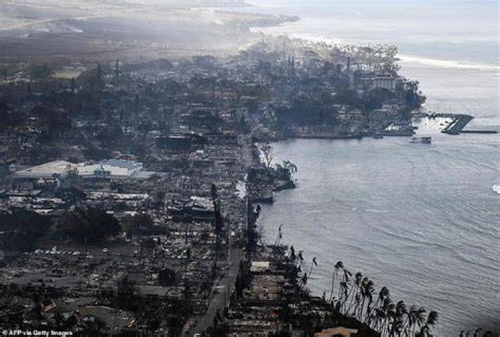 Did Royal Lahaina Resort Burn Down
