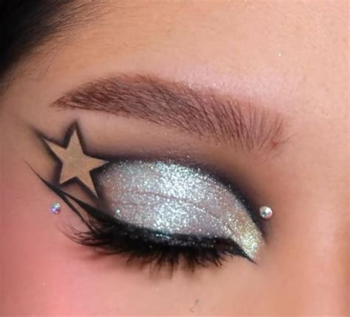 Discover The Makeup Artistry Genius And Her Transformative Influence
