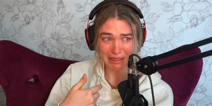 Discover The Multifaceted World Of QTCinderella On Twitch