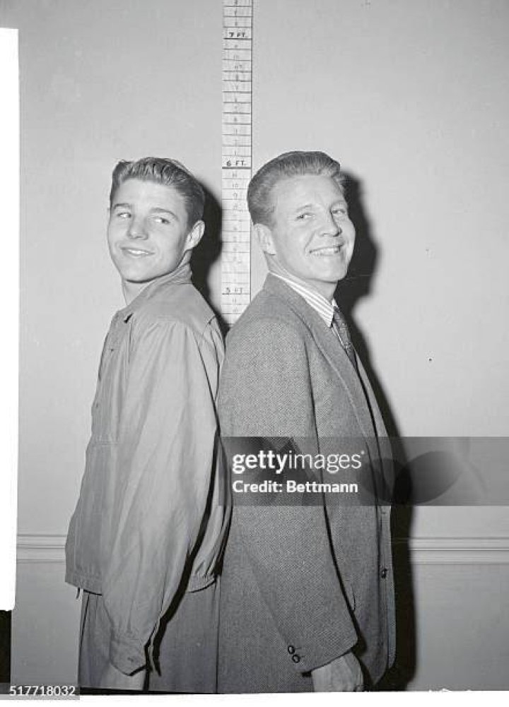 Discovering The Height Of Ozzie Nelson