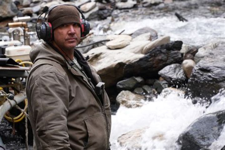 Dustin Hurt 2025: A Look at the Gold Miner's Relentless Pursuit