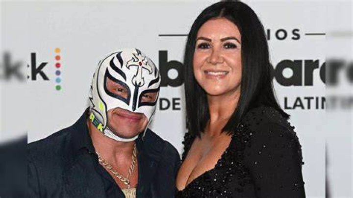 Insights Into Rey Mysterio's Wife's Height