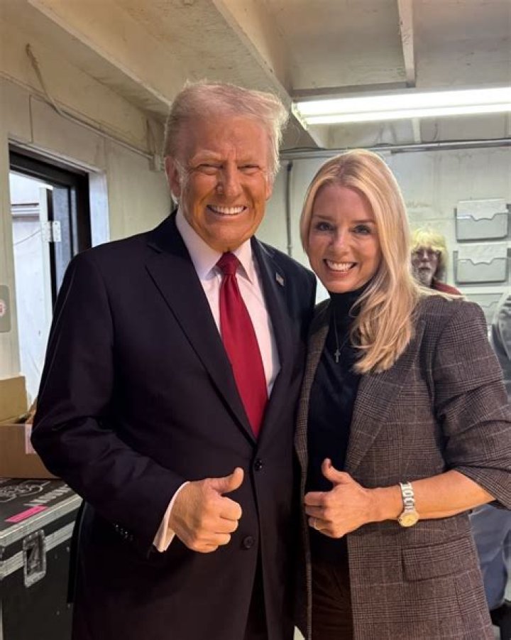 Is Pam Bondi Married to Greg Henderson? Unraveling a Common Query