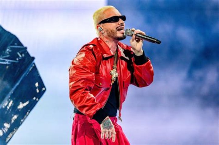 J Balvin's Height In Feet