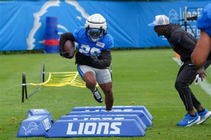 Jahmyr Gibbs Injury Unraveled: Uncovering Recovery Truths