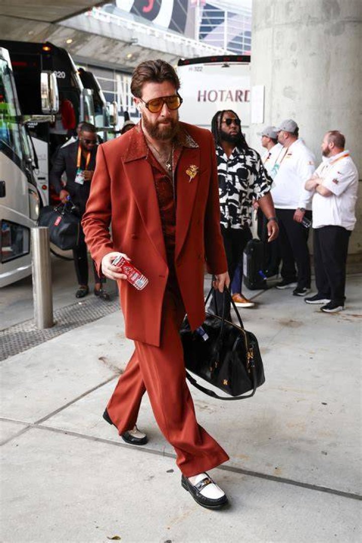 Jason Kelce's Game Day Outfits: A Touchdown In Style
