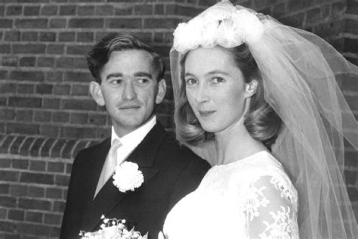 Know All About Katie Moon Husband Hugo