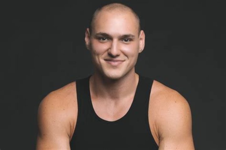 Leo Skepi Tour: What You Need to Know About His Live Shows