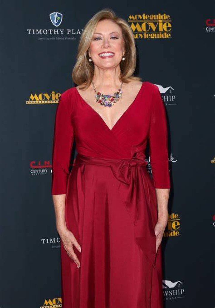 Michelle Stafford Net Worth in 2023 How Rich is She Now? |