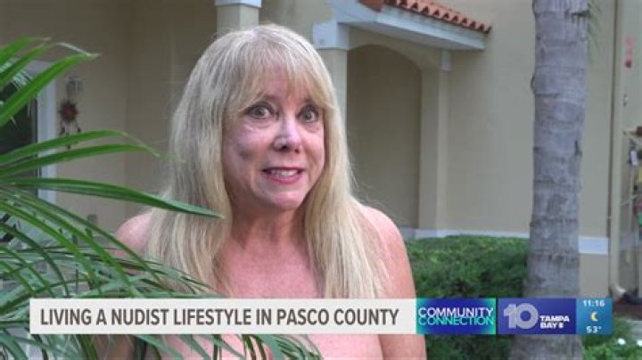 purenudism.com: What You Need to Know About Online Nudist Communities Today