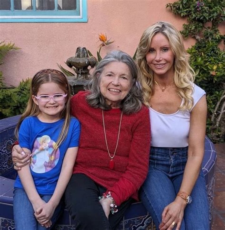 Revealing Mimi Gibson's Fortune: Philanthropy And Success Unveiled