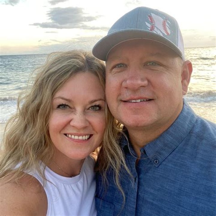 Robert Hight's New Wife: A Deep Dive into Their Relationship and Life Together