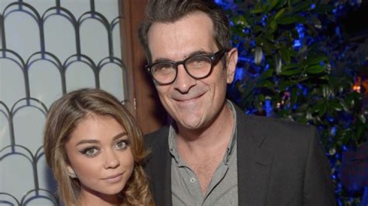 Sarah Hyland's Parents Meet Melissa Benoist