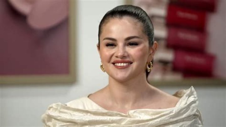 Selena Gomez Pregnant? Unpacking Her Motherhood Plans and Health Journey