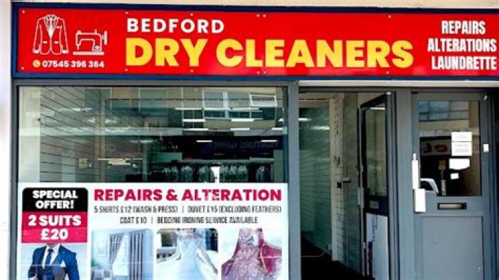 Specialist Dry Cleaners Bedford Park W4 * Trusted * Speedy * Experts