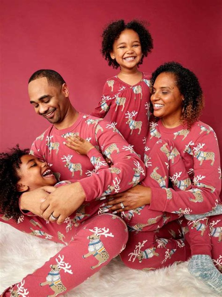 Steve Harvey's Family In Matching Pajamas