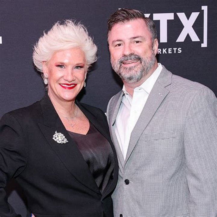 Stuart Claxton: A Look at the Life Partner of Chef Anne Burrell