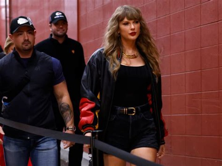 Taylor Swift's Bodyguard Makes A Triumphant Return