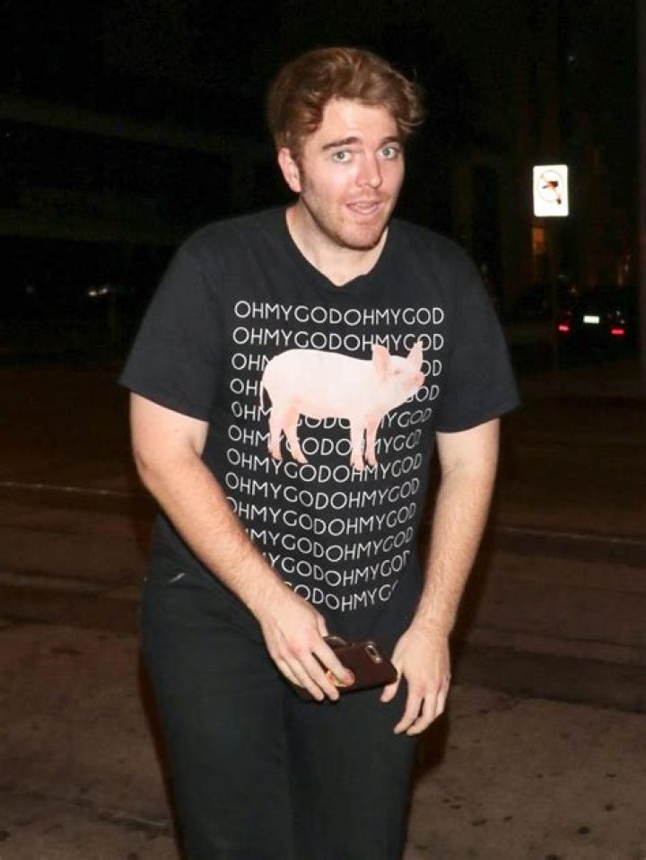 The Enduring Look of the Shane Dawson Outfit: A Western Classic's Style