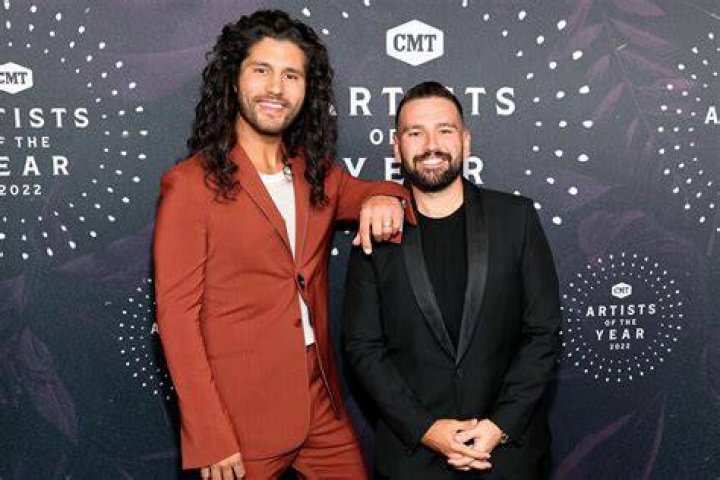The Story Behind Dan + Shay's Height