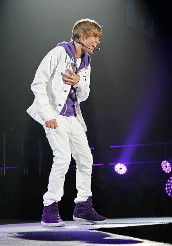 Uncover The Secrets Of Justin Bieber's Iconic Purple And White Outfit