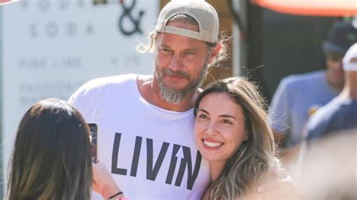 Uncover The Truth About Travis Fimmel's Partner