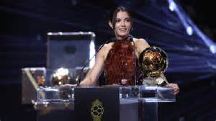 Unpacking Aitana Bonmatí's Earnings: How Expensive is the World's Best Female Footballer?