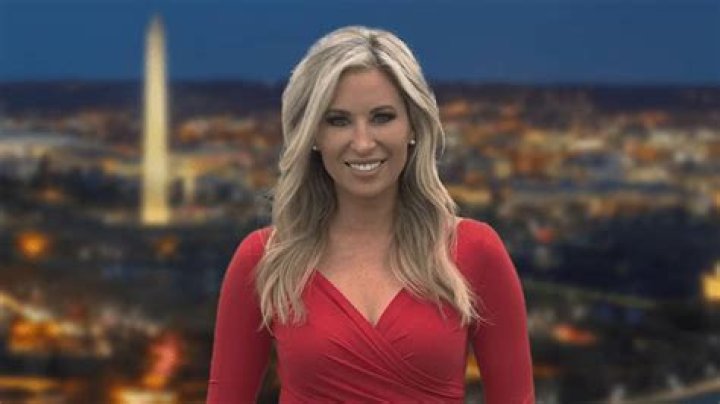 Unpacking the Query: What's the Buzz Around Jenn Pellegrino Age?