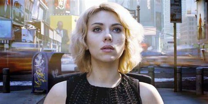 Unraveling Scarlett Johansson's Smoking Habit: Surprising Discoveries And Insights