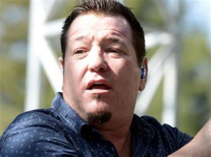 Unraveling Steve Harwell's Cause Of Death: Alcohol And Its Shadows