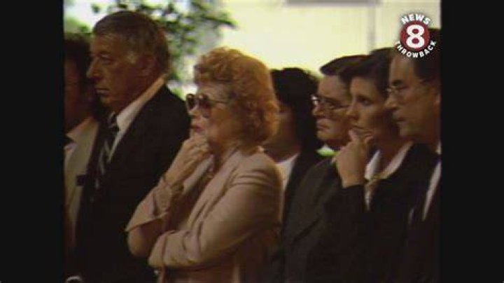 Unraveling The Mystery: When Did Desi Arnaz Jr. Die?