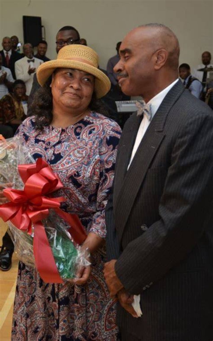 Unraveling The Untold Story Of Struggle Jennings' First Wife
