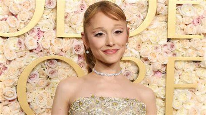 Unveiling Ariana Grande's Pregnancy Rumors: Discoveries And Insights