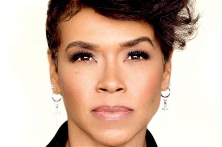 Unveiling Gillian Iliana Waters' Net Worth: A Journey Of Success