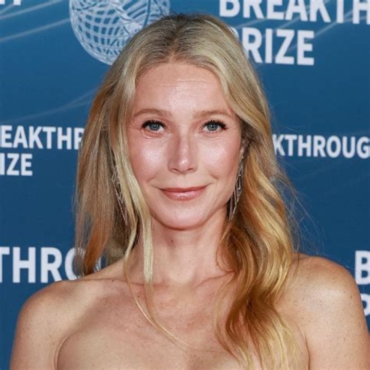 Unveiling Gwyneth Paltrow's Height And Weight: Uncover Surprising Truths