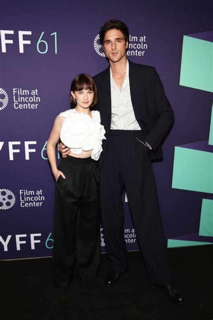 Unveiling Jacob Elordi: Height, Weight, And Beyond