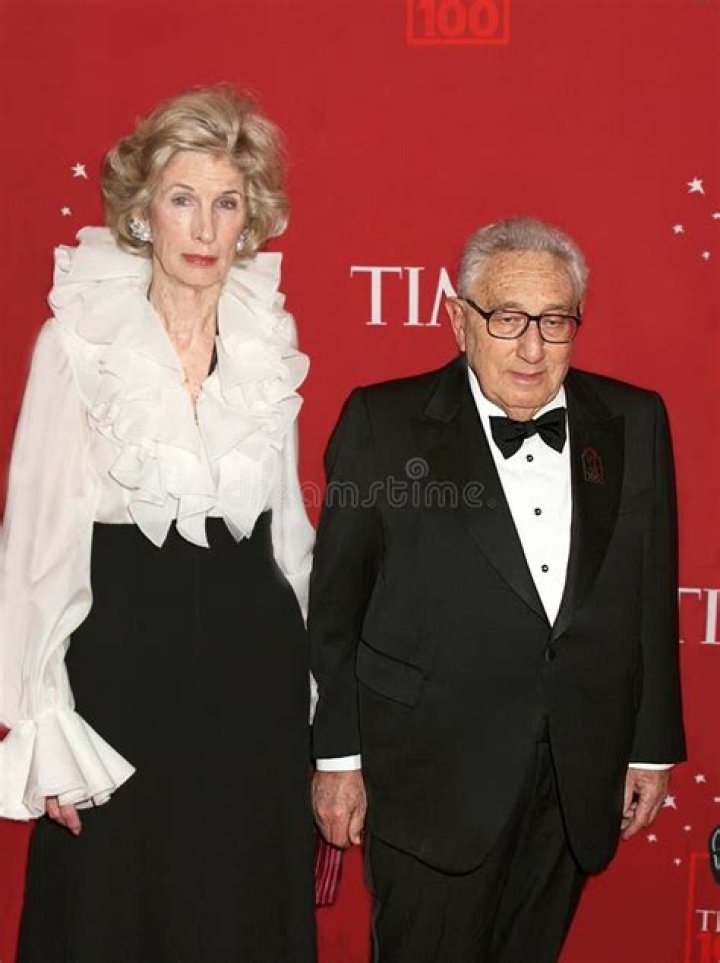 Unveiling Nancy Kissinger's Enigmatic Height