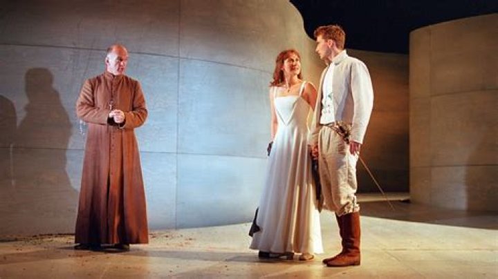 Unveiling Paul Rudd's Star-Crossed Performance In Romeo And Juliet