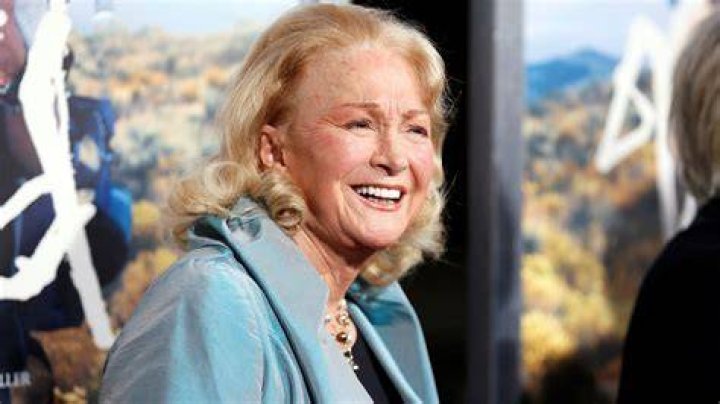 Unveiling The Enchanting World Of Diane Ladd: Discoveries And Insights