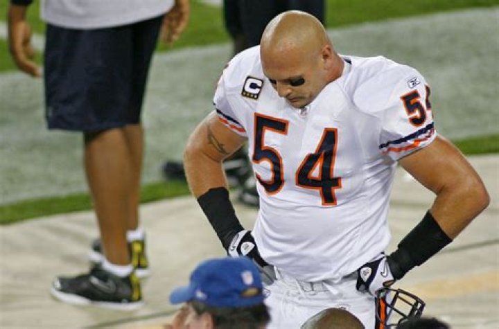 Unveiling The Enigma: Brian Urlacher's Enduring Legacy