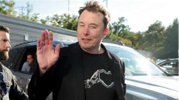 Unveiling The Enigma: Elon Musk's Scar Neck