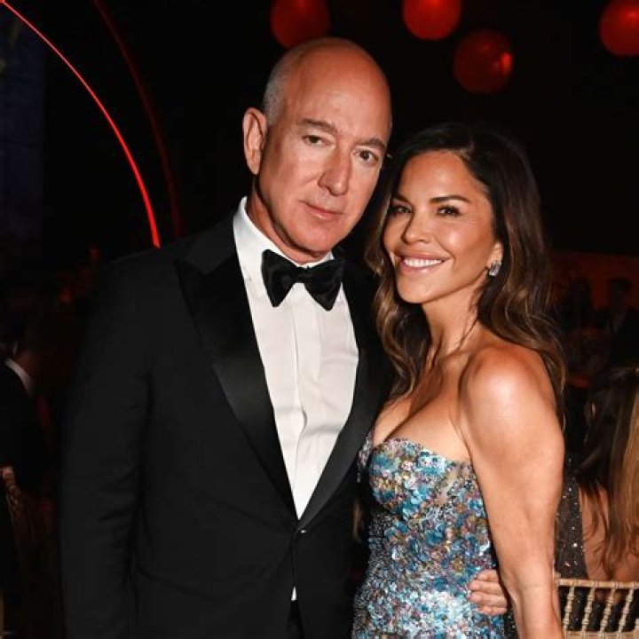 Unveiling The Extraordinary Wealth Of Jeff Bezos' Ex-Wife: Insights And Discoveries