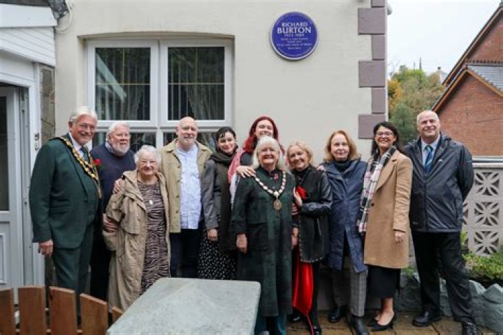 Unveiling The Fortune And Legacy Of Richard Burton