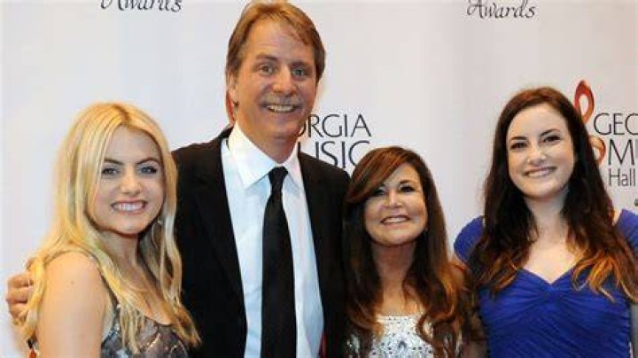 Unveiling The Multifaceted Life Of Jeff Foxworthy's Wife: Age And Beyond
